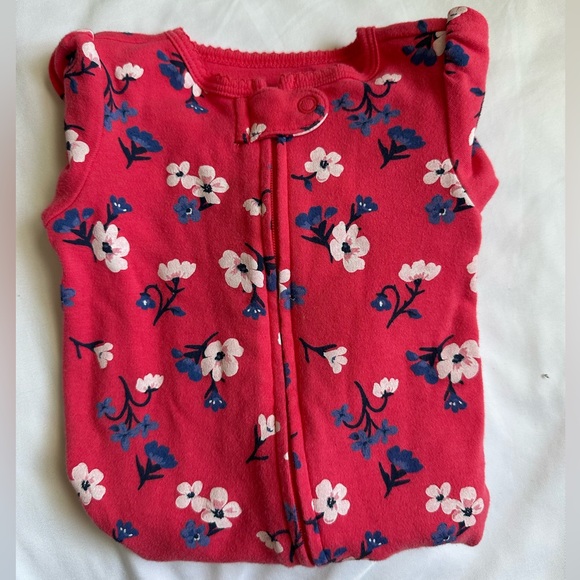 Baby Girl Pajama 0-3 Months - Picture 2 of 3